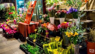 Trang-tri-cua-hang-hoa-tuoi-9