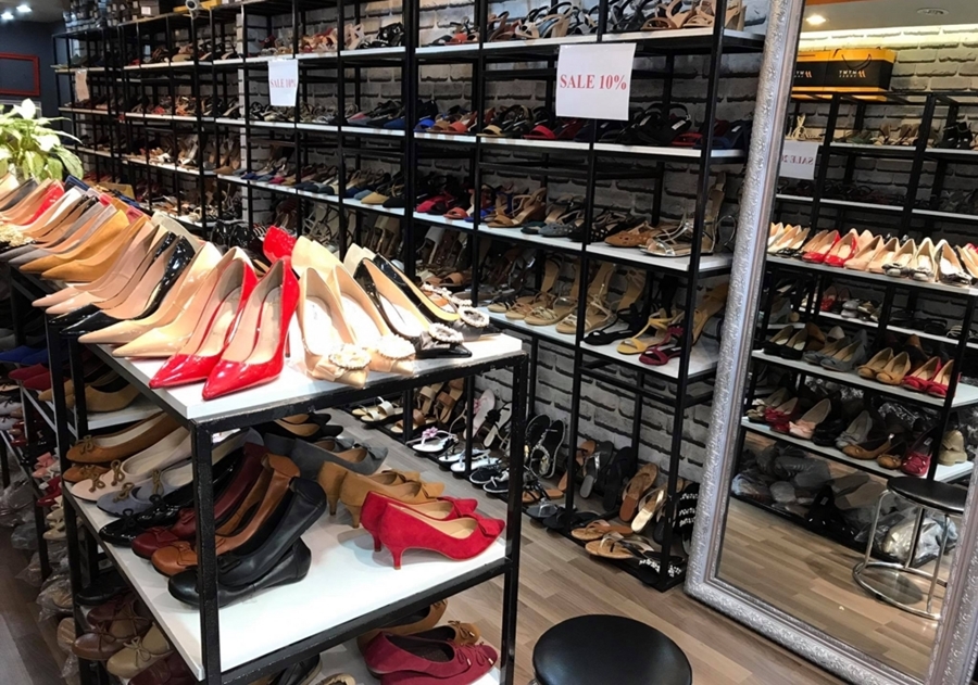 Nguồn hàng giày dép sỉ cho bán hàng online