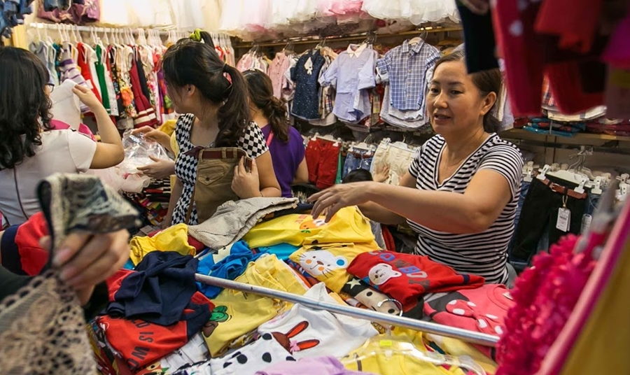 Khám phá các nguồn hàng quần áo giá sỉ tại TPHCM uy tín nhất
